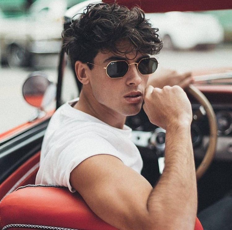 Ray-Ban Clásicos Collection