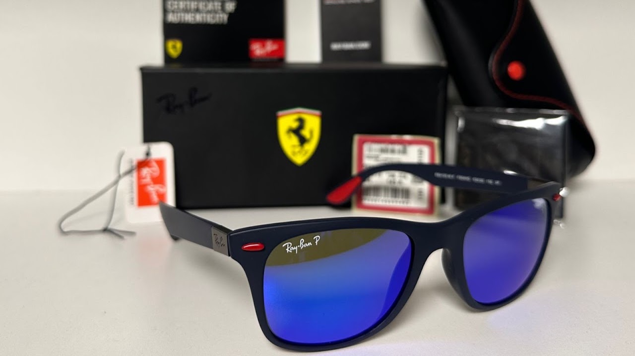 Wayfarer Ferrari Negro/Azul Polarizado 4195-M F604/H0